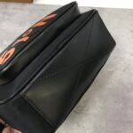 Burberry crossbody bag - Image 4