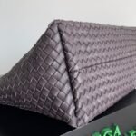 Bottega Veneta (Large 51cm)  Classic handbag - Image 6