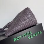 Bottega Veneta (Large 51cm)  Classic handbag - Image 3