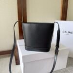 CELINE bucket bag - Image 3