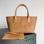 Bottega Veneta"CABAT" bag collection (medium size 32)