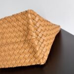 Bottega Veneta"CABAT" bag collection (medium size 32) - Image 5