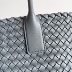 Bottega Veneta"CABAT" bag collection (medium size 32) - Image 2