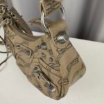 Balenciaga underarm bag - Image 4