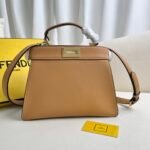 Apricot MediumPeekaboo Iseeu leather handbag