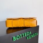 Bottega Veneta new cassette bag - Image 3