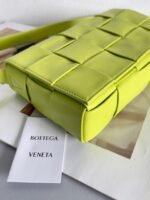 Bottega Venetanew cassette bag - Image 4