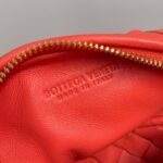 Bottega Veneta, a woven round wandering bag - Image 8