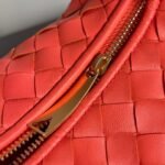 Bottega Veneta, a woven round wandering bag - Image 6