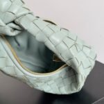 Bottega Veneta, woven and knotted bag - Image 9