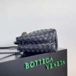 Bottega Venetanew Andiamo woven bag - Image 3