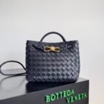 Bottega Venetanew Andiamo woven bag