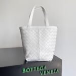 Bottega Veneta, woven Tote bag - Image 2