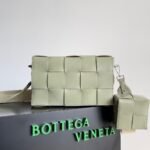 Bottega Veneta 2-in-1 cassette bag