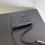 Bottega Veneta shoulder bag - Image 6