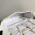 Bottega Veneta shoulder bag - Image 9