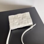 Bottega Veneta shoulder bag - Image 6