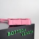 Bottega Venetamini15 grid card bag - Image 3