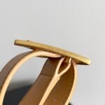 Bottega Veneta, mini shoulder bag - Image 5