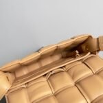 Bottega Veneta, mini shoulder bag - Image 9