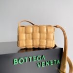 Bottega Veneta, mini shoulder bag - Image 2