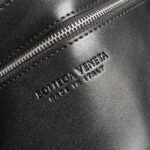 Bottega Venetawoven bag - Image 8