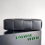 Bottega Venetahandbag - Image 5