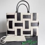 BOTTEGA VENETA canvas bag