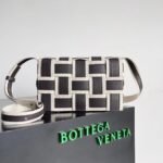 Bottega Veneta, shoulder bag