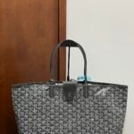 GOYARD shopping bag