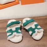 Hermes autumn/winter plush slippers