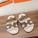 Hermes autumn/winter plush slippers