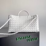 Bottega Veneta shoulder bag - Image 2