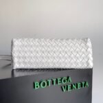 Bottega Veneta shoulder bag - Image 3