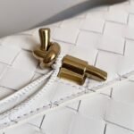 Bottega Veneta's new mini andiamobag - Image 6