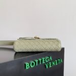 Bottega Veneta's new mini shoulder bag - Image 5