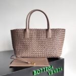 Bottega Veneta"CABAT" bag collection (medium size 32)