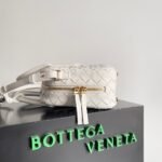 Bottega Veneta2024 Spring Get Away Small Boxseries - Image 2