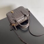 Bottega Venetahandbag - Image 6