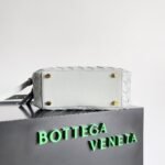 Bottega Veneta2024 Spring Get Away Small Boxseries - Image 3