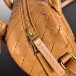 Bottega Venetashoulder bag - Image 6