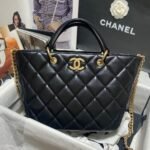 The limited edition vegetable basket tote bag