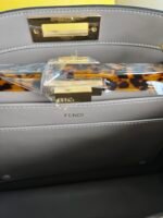 Large Pigeon GreyPeekaboo ISeeU handbag - Image 5