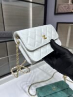 Chanel phone bag - Image 3