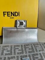 Iconic medium-sized Baguette handbag, - Image 6