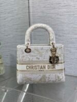 Dior Lady Embroidered Christmas Collection - Image 2