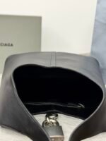 Balenciaga underarm bag - Image 6