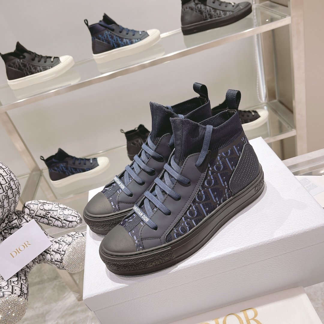 i1708940376_7810_0.jpg dior high tops - Image 1