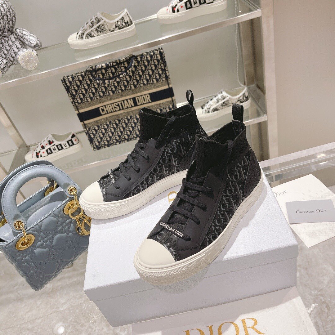 i1708940610_1498_0.jpg dior high tops - Image 1