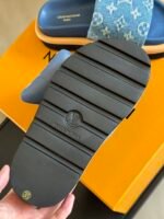 Louis Vuitton slippers - Image 9